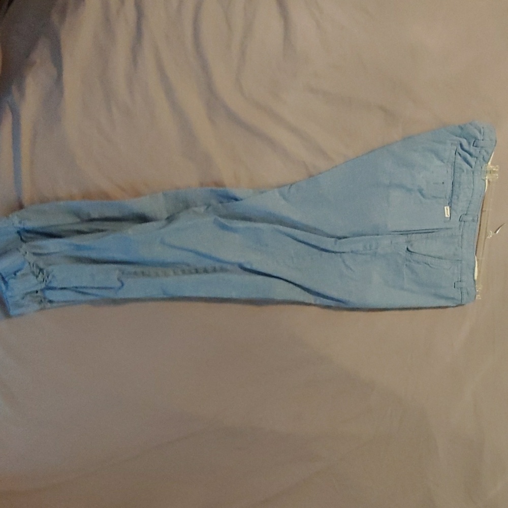 Levis - Picture 1 of 4